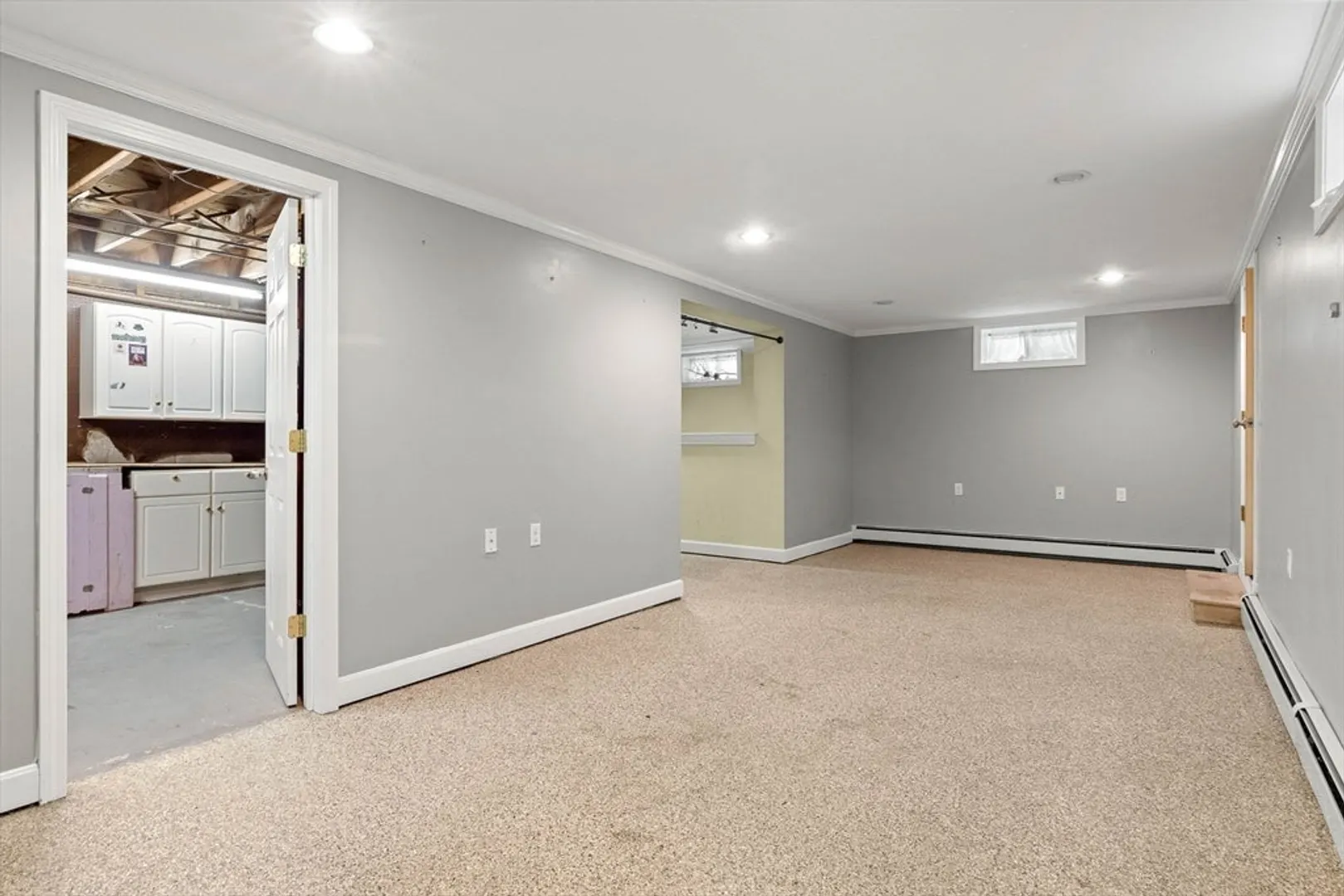 85 Gile St Photo 20