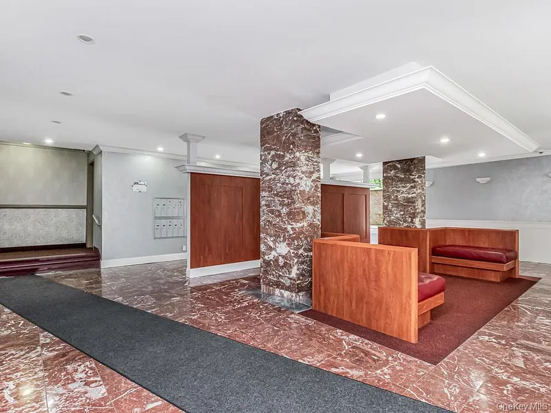 679 W 239th Street W  #3J Photo 8
