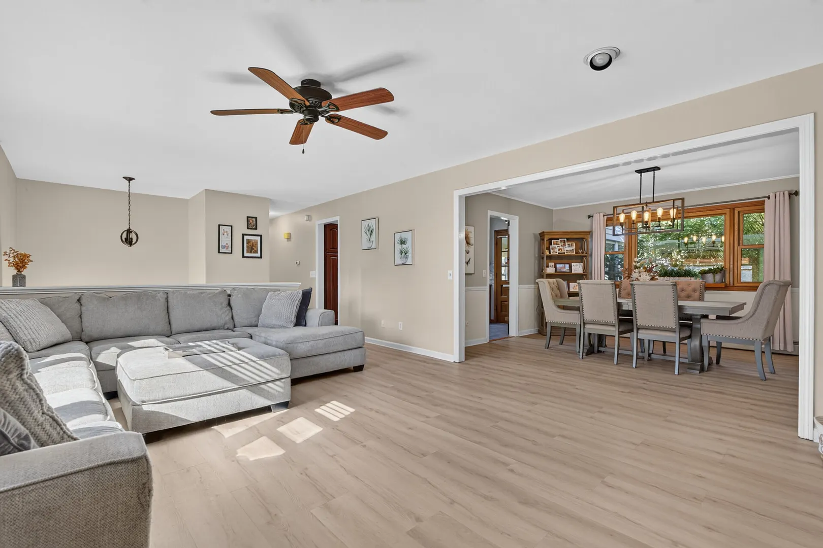 144 Lindley Ter Photo 11