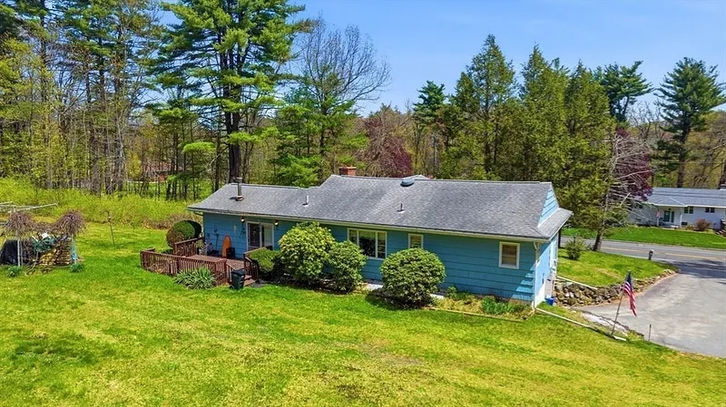 817 Somers Rd Photo 12