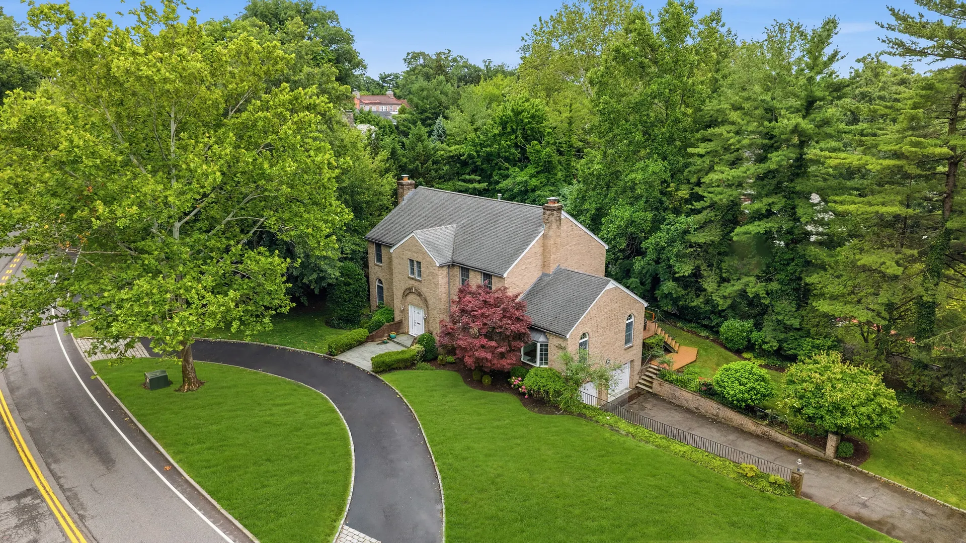191 Beechmont Drive Photo 47