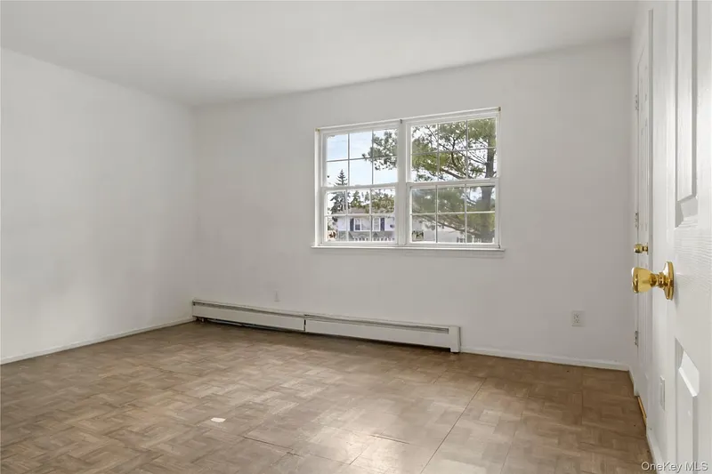 1056 Arthur Street Photo 10