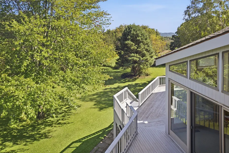 9 Ashley Lane Photo 29
