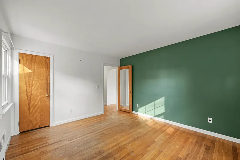 66 Roselyn Dr Photo 18