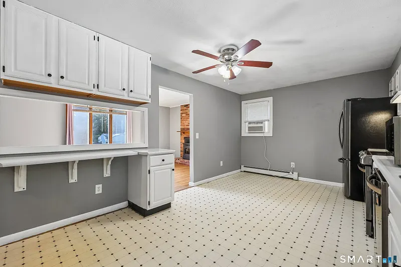 144 Woodland Drive Photo 7