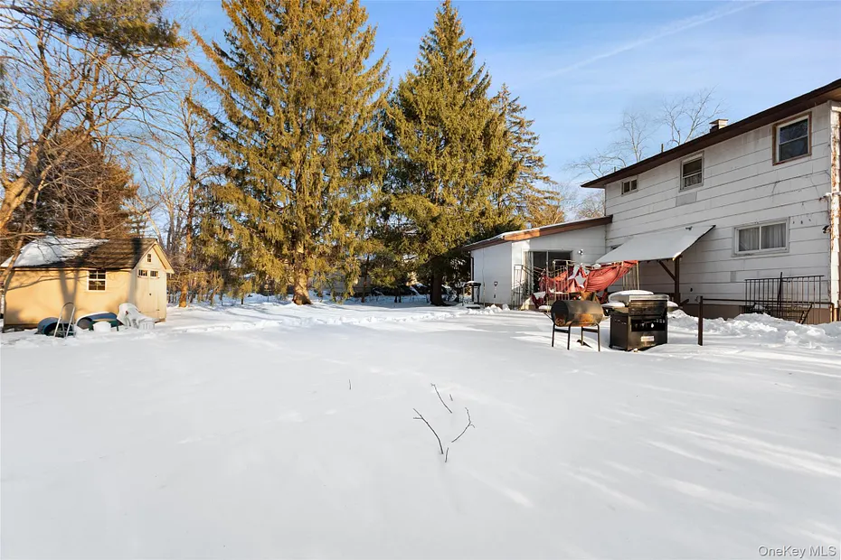 6 Merrick Lane Photo 31