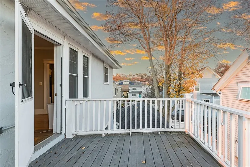 80 Puritan Rd Photo 8
