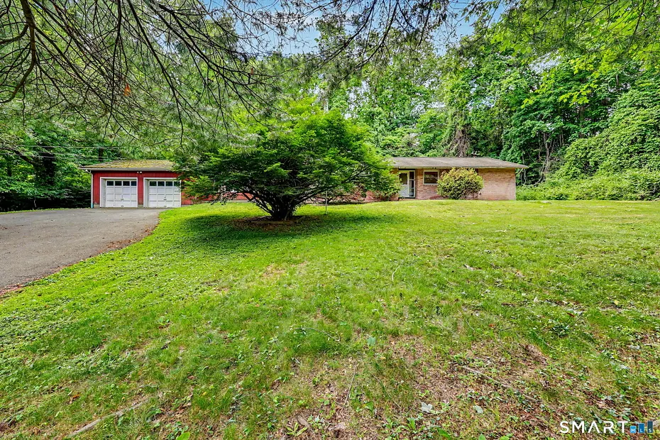 5 Green Hill Road Photo 1