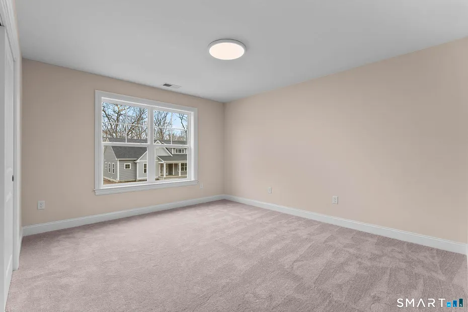 6 Twin Valley Road Photo 13