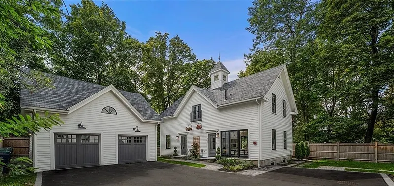 304 Elliot St. Carriage House S #4 Photo 25