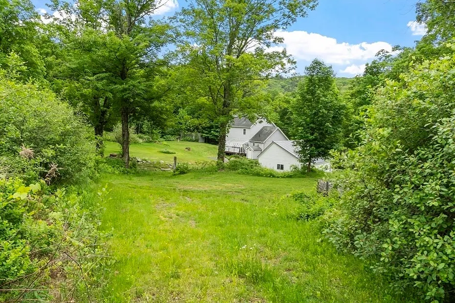 240 Farley Rd Photo 38