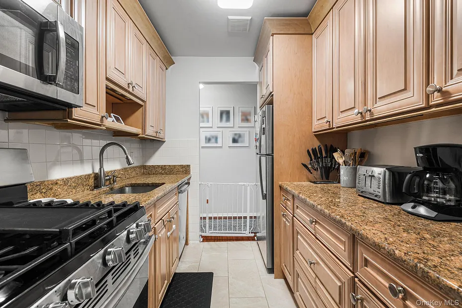 2241 Palmer Avenue  #3E Photo 6