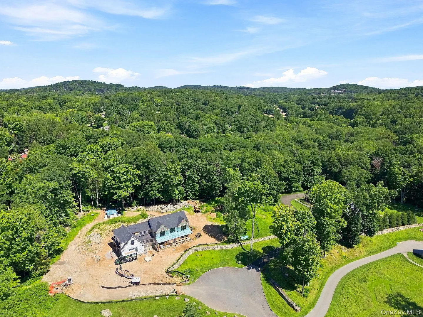 5 Boulder Pond Drive Photo 13