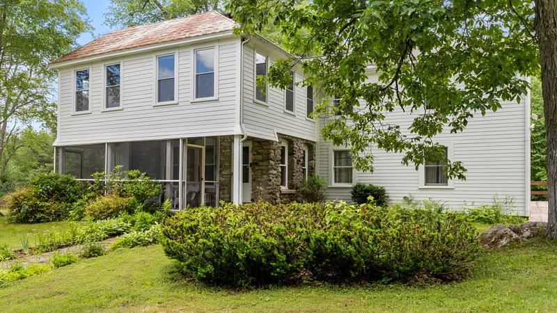 105 Old Quarry Rd Photo 6