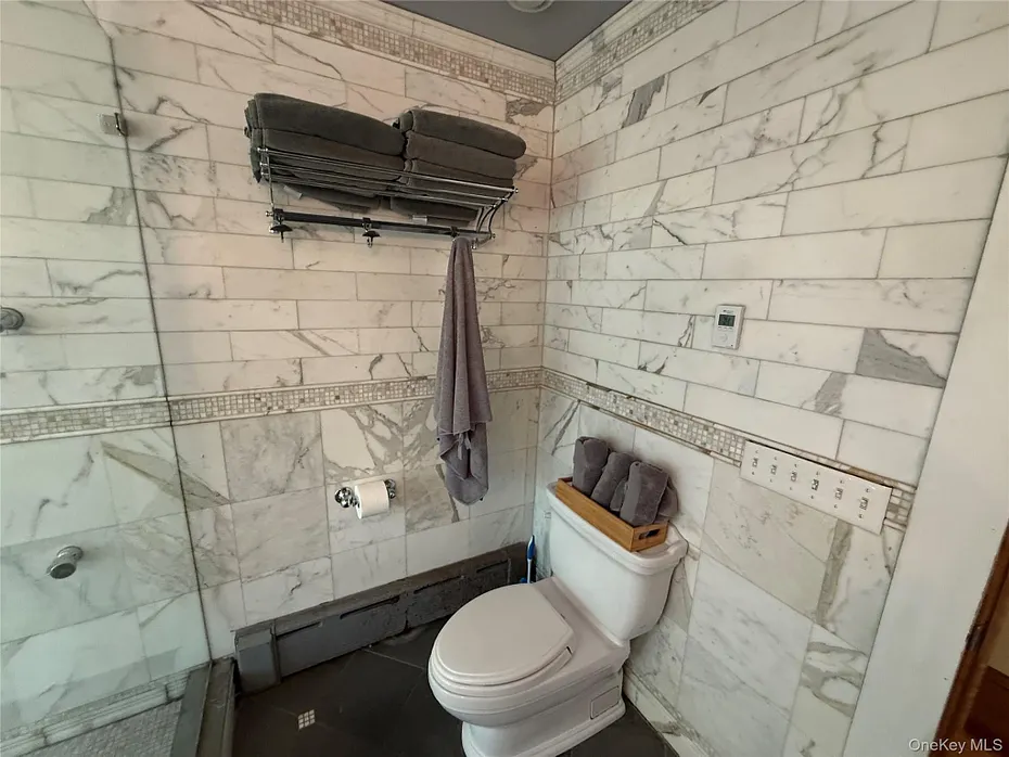 205 High Street Photo 25