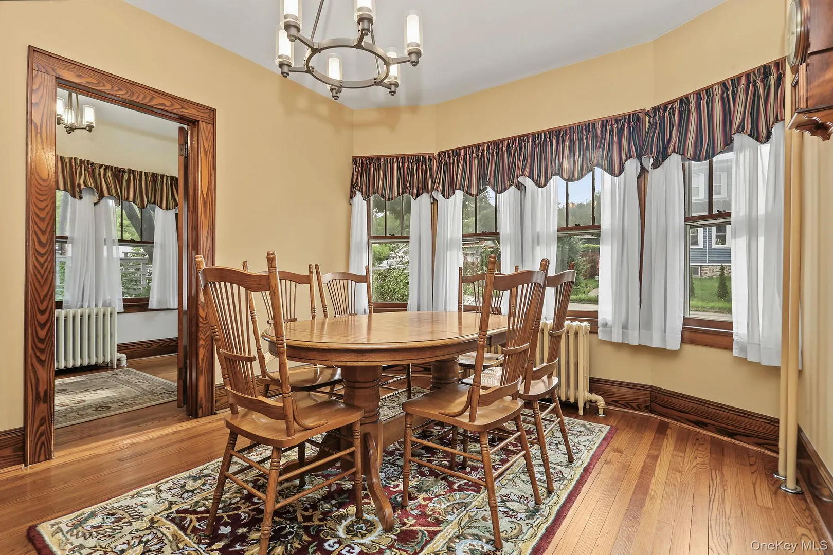 1118 Hudson Avenue Photo 6