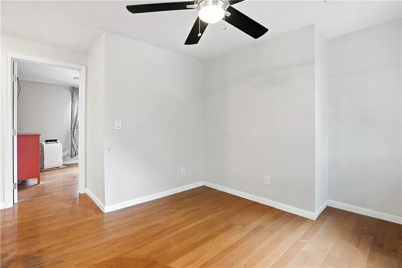 224 Sargent Street Photo 21