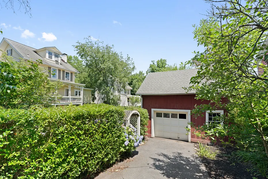 221 Piermont Avenue Photo 35