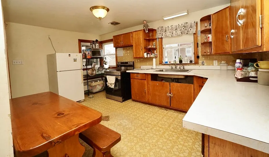 46 Cedrus Ave Photo 10