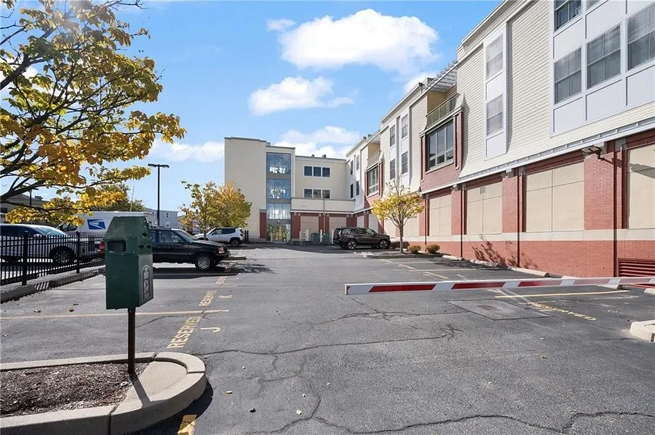 333 Atwells Avenue  #206 Photo 28
