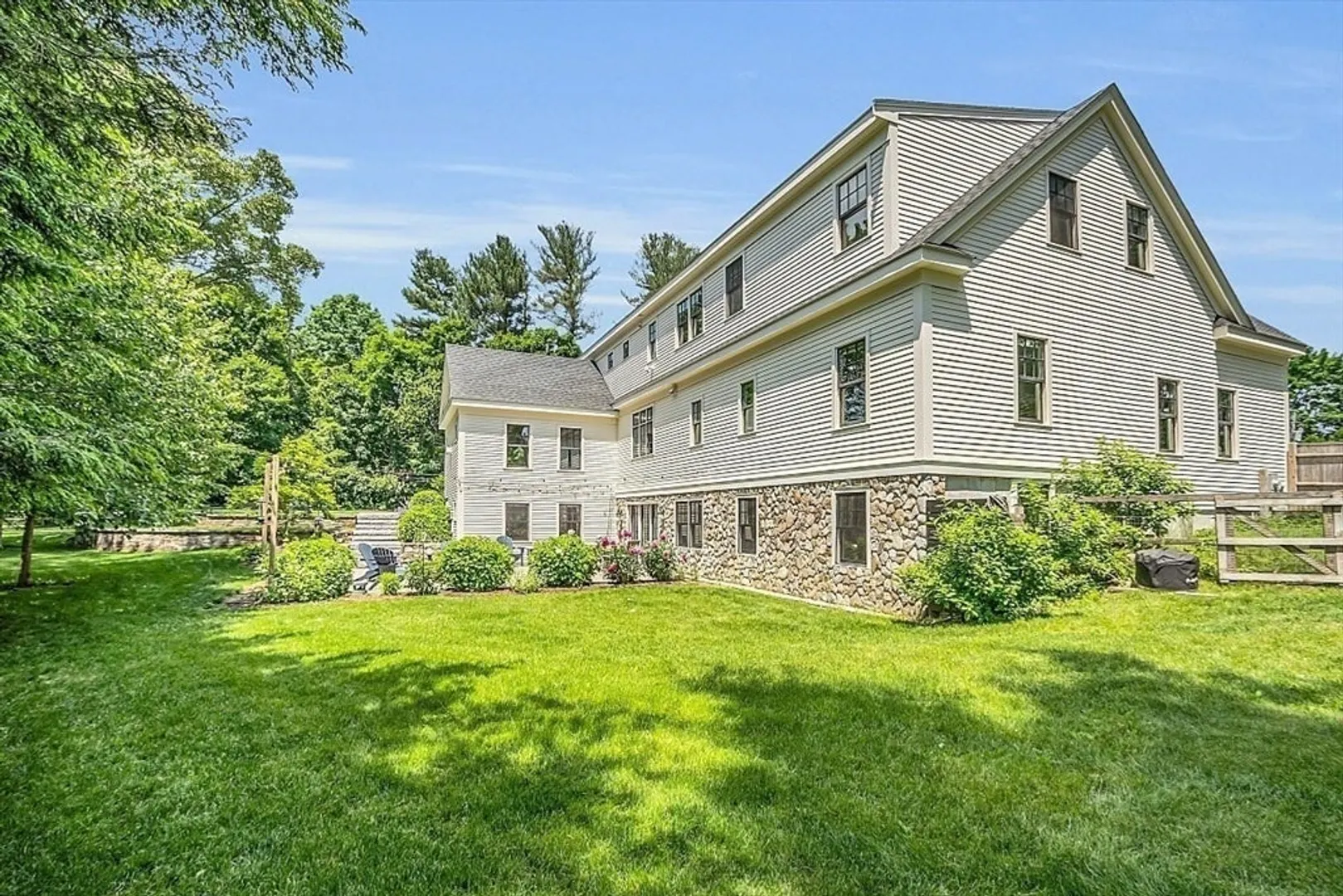 380 Sudbury Rd Photo 40