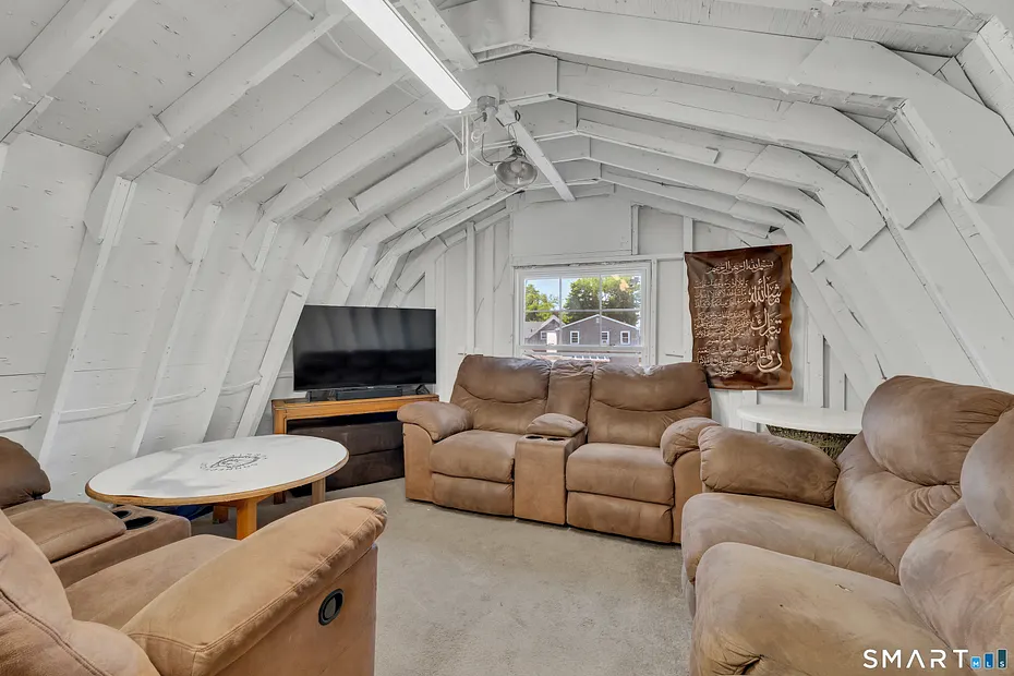 296 Mitchell Street Photo 29