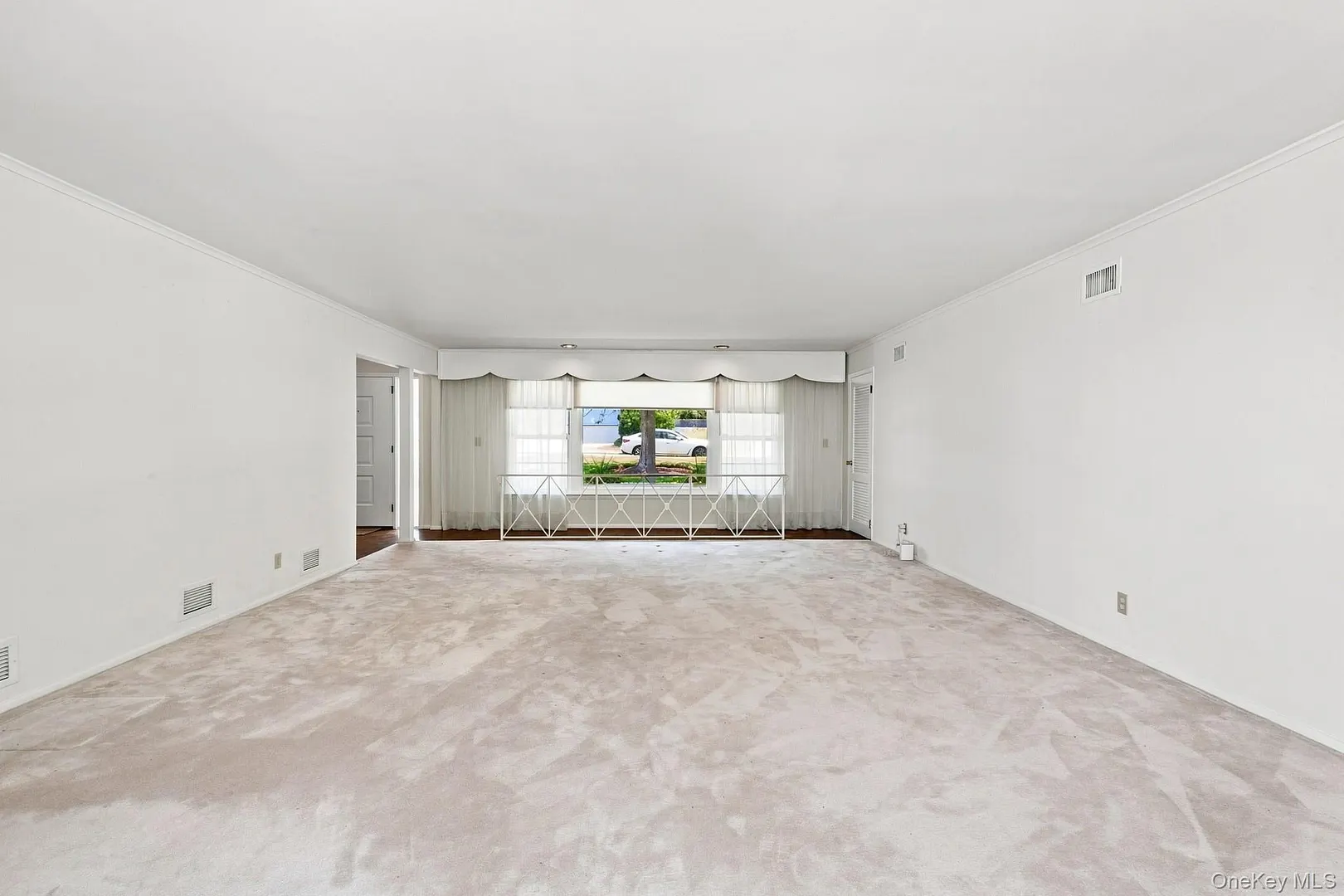9 Parkfield Road Photo 7