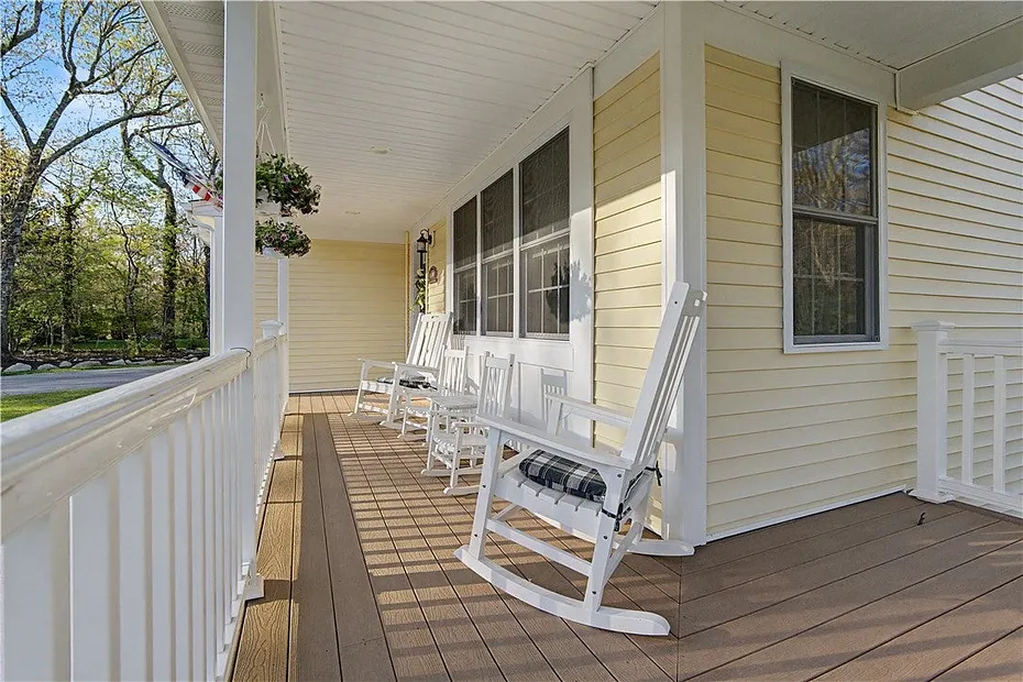 100 Franklin Road Photo 16