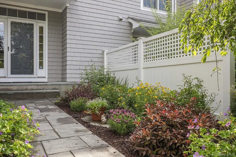 18 Brookview Drive Photo 27