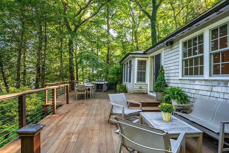 130 Lake Drive Photo 24