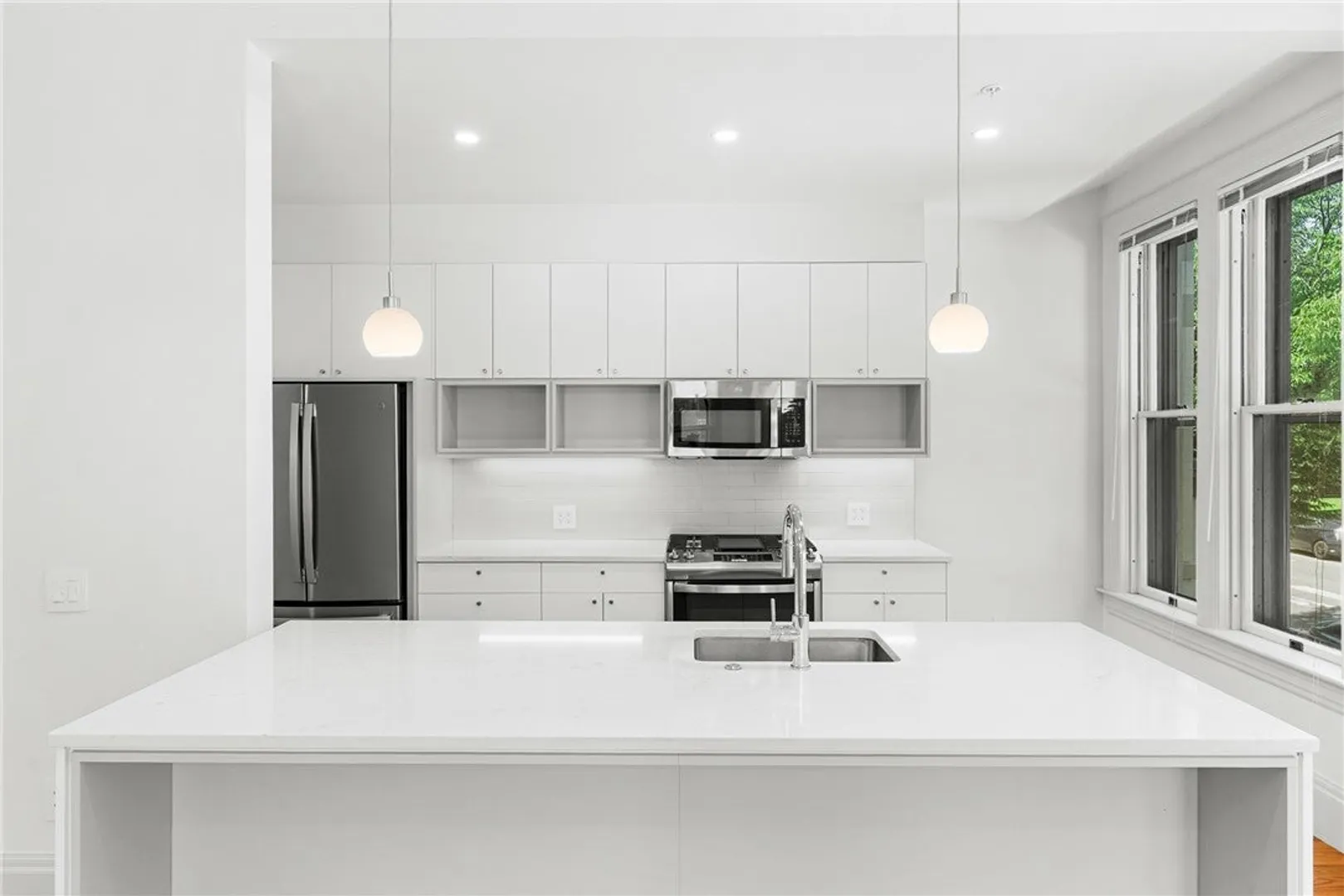 31 Parade Street  #201 Photo 14