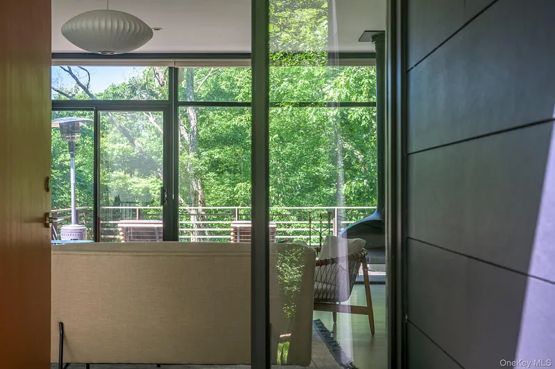 312 Sky Farm Road Photo 4