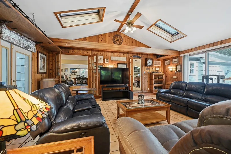 27 Danvers Road Photo 18