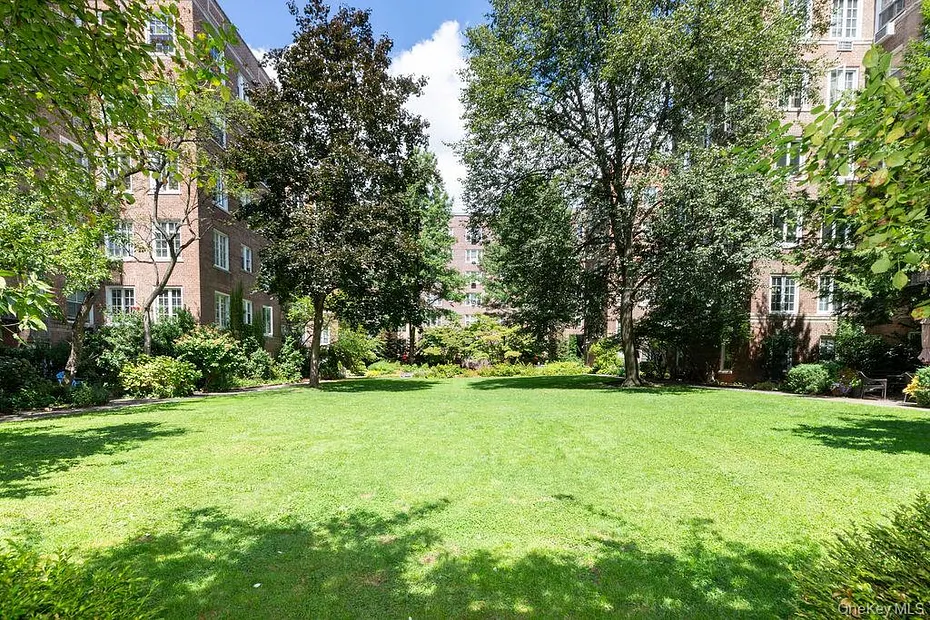 3513 76th Street  #51 Photo 29