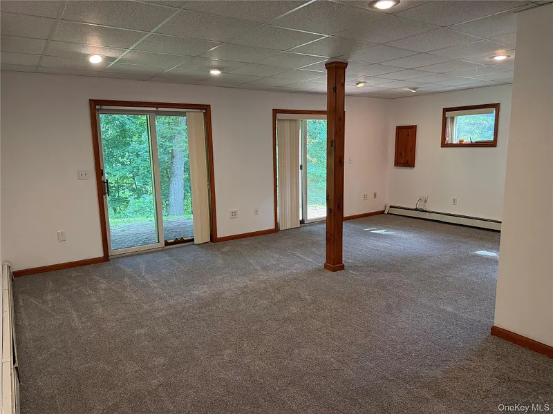 35 Moccasin View Road Photo 27