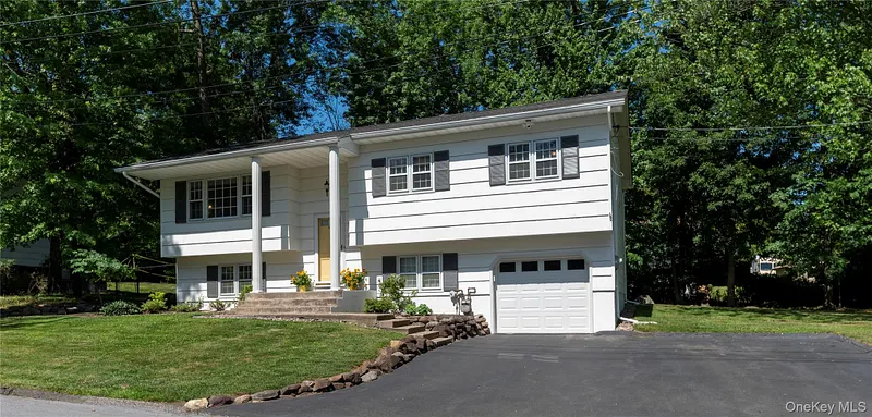 414 Maple Avenue Photo 39