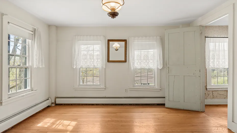 6 Tyringham Rd Photo 22