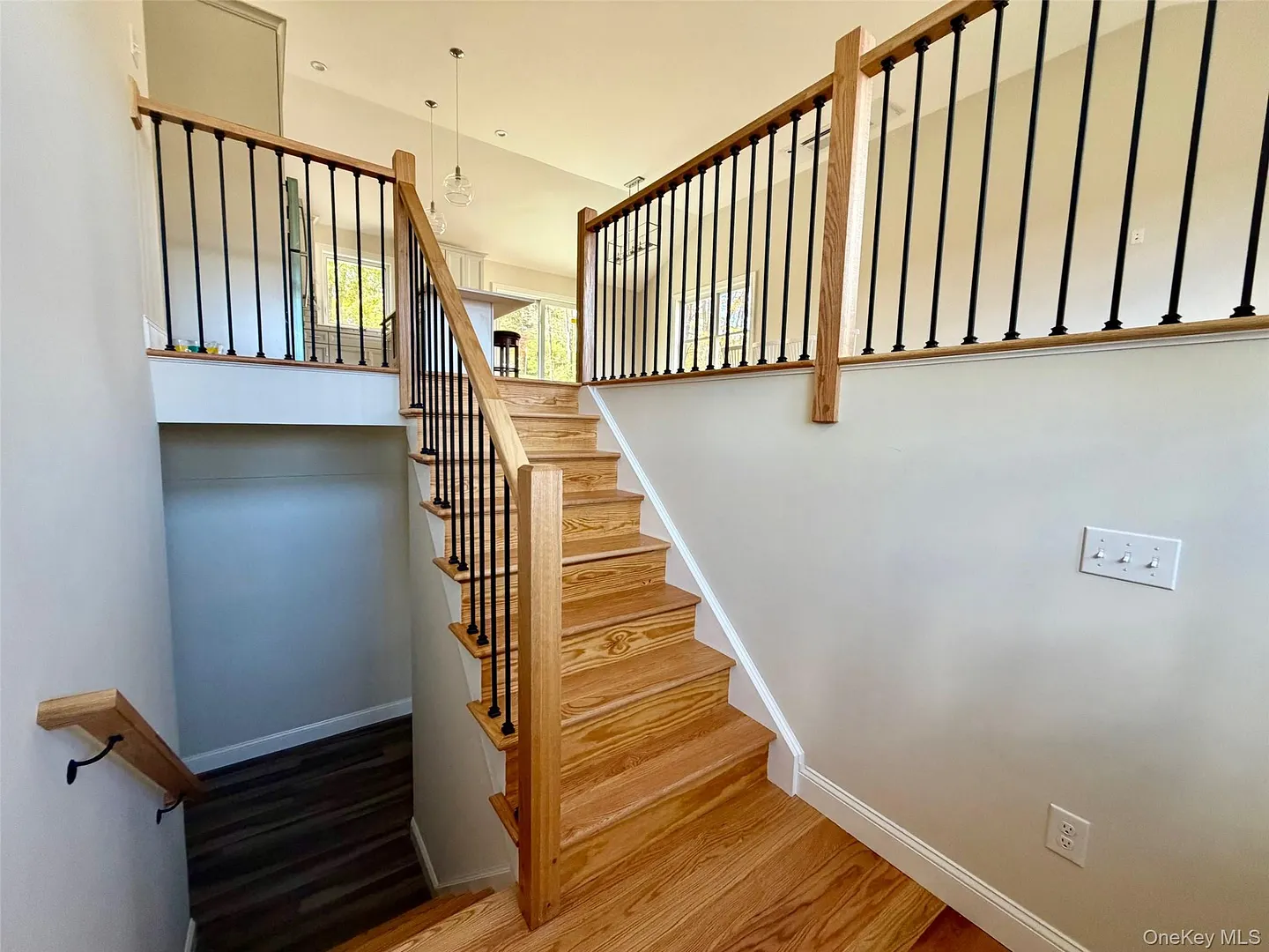 4 Webster Place Photo 14