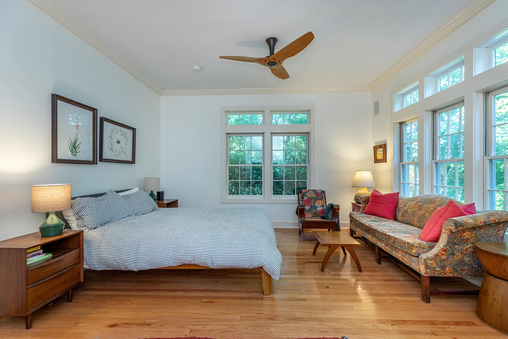 130 Lake Drive Photo 16