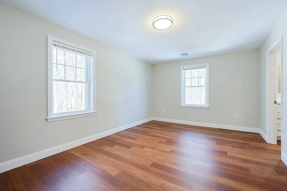 60 Oak Street  #B Photo 24