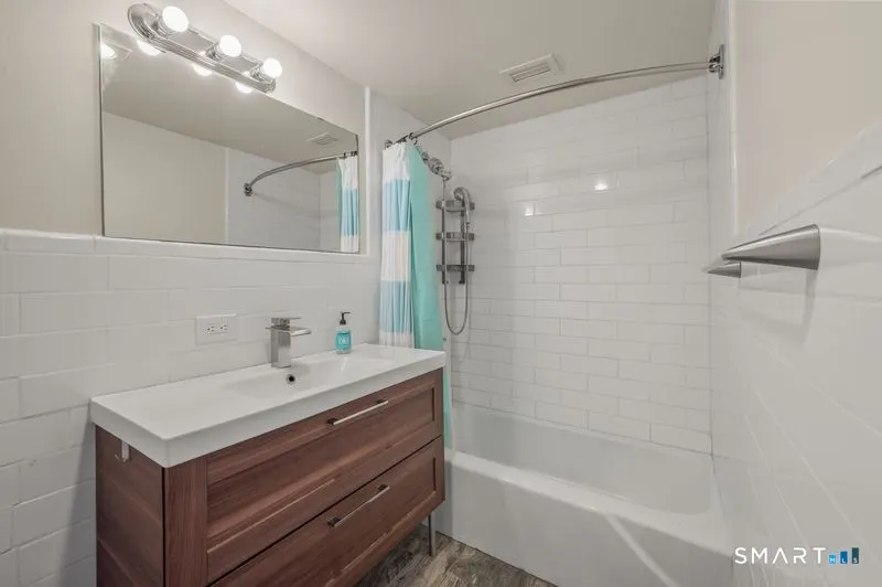 30 Woodland Street  #8LM Photo 21