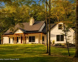 393 Buck Road