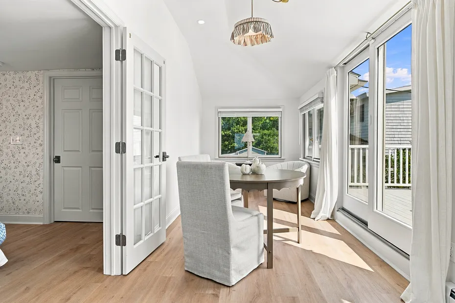 144 Shore Road Photo 19