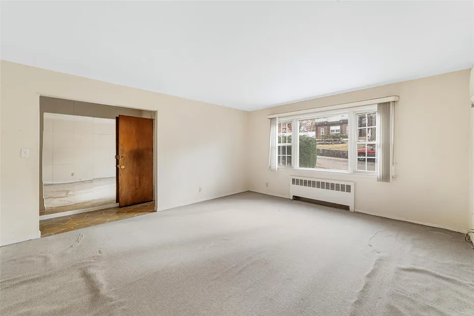 85 Stevens Avenue Photo 5