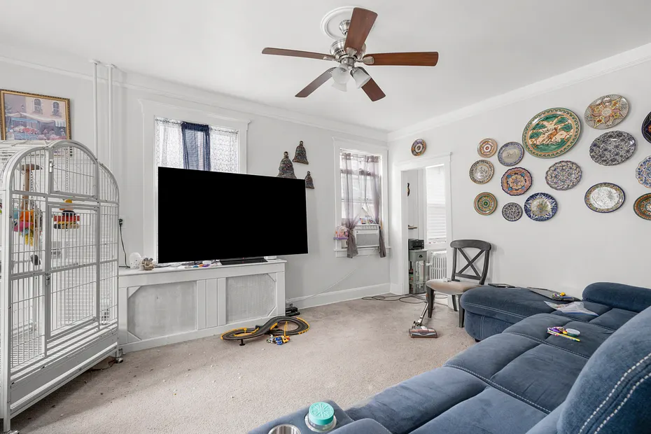 124 Pelham Street Photo 5