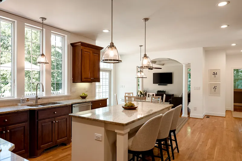 14 Highwood Crossing Photo 11