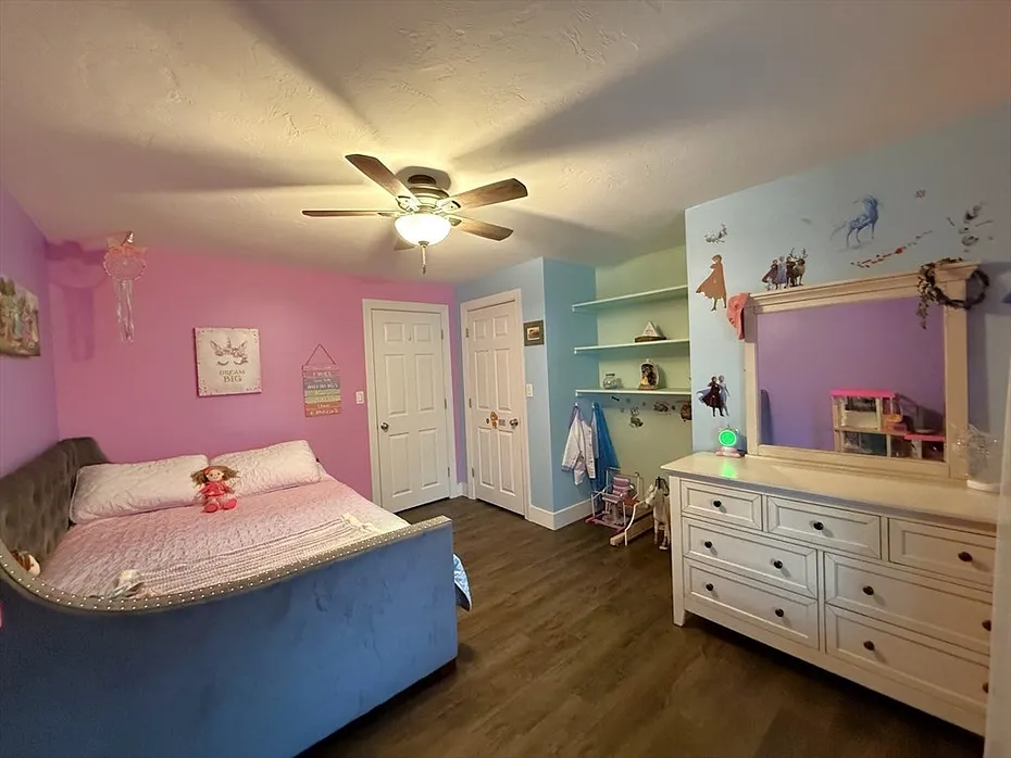 17 Michael Ln Photo 17