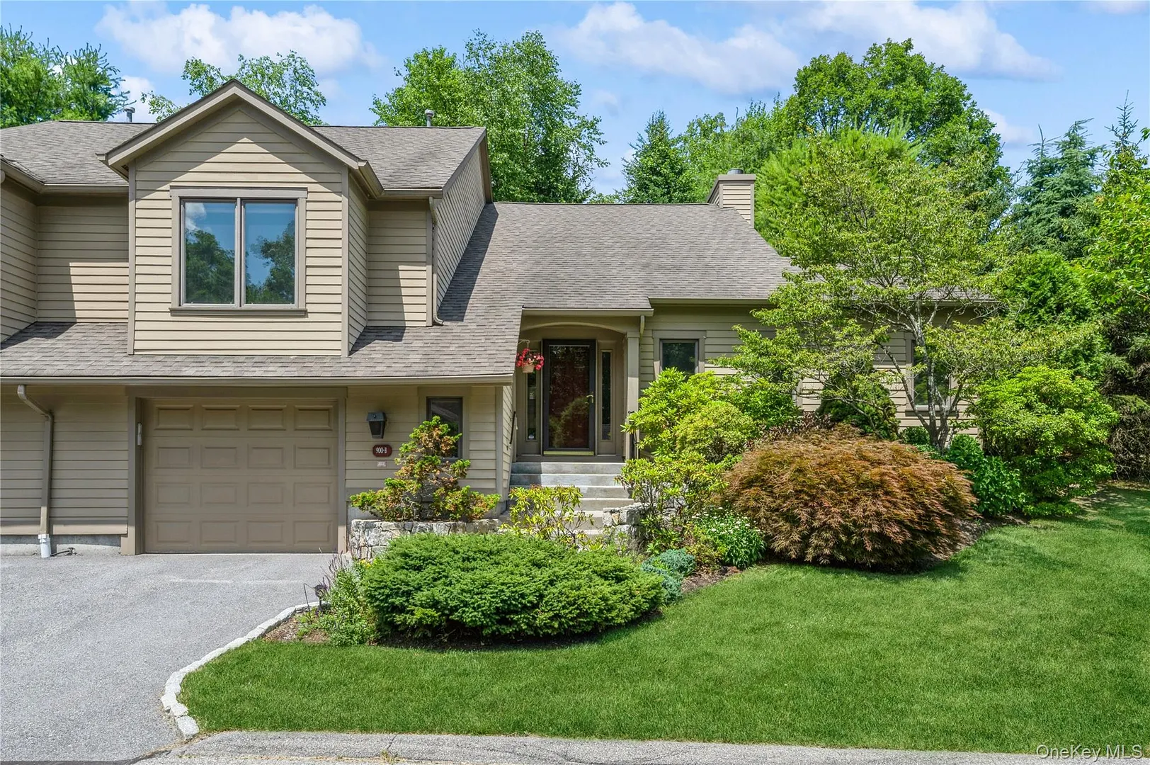 900 Heritage Hills  #B Photo 1