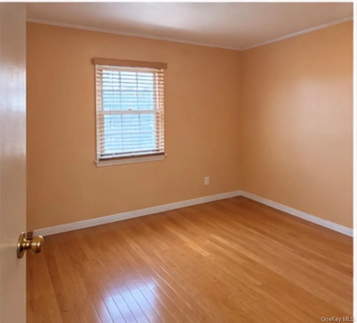 12 N Mortimer Avenue Photo 11
