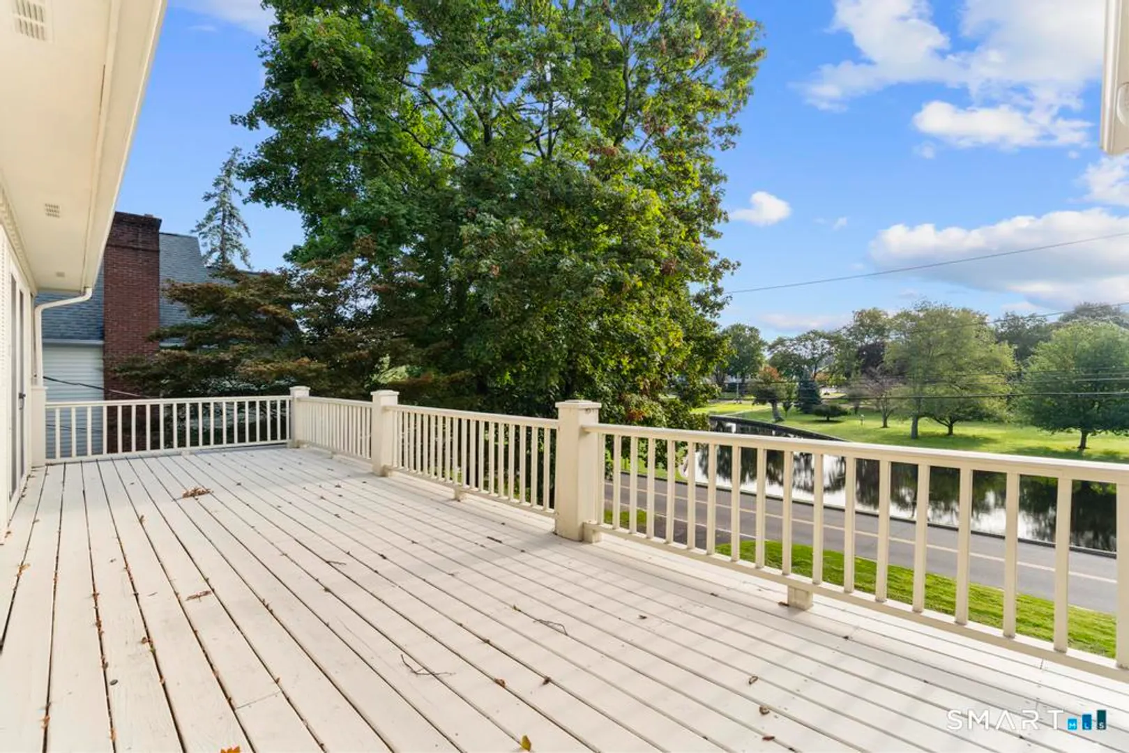 152 West River Street Photo 29